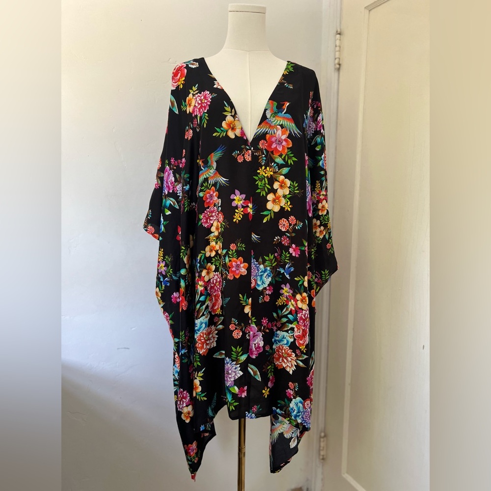 JOHNNY WAS Sognatore Nero Floral Hi Low Kaftan NWT - Picture 4 of 8